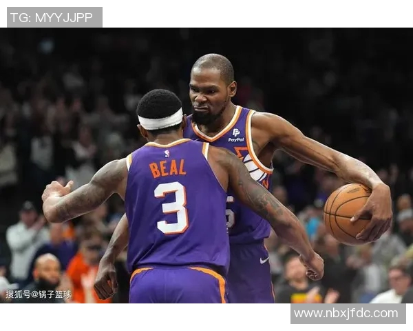 比尔合同争议：NBA天价合约交易否决权让他躺着赚钱，球队薪资空间陷困境